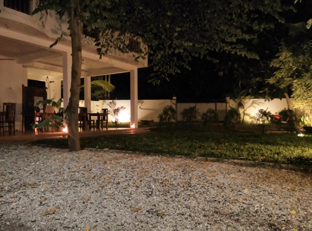 Sounds Of Nature Mini Hotel Mirissa Dış mekan fotoğraf