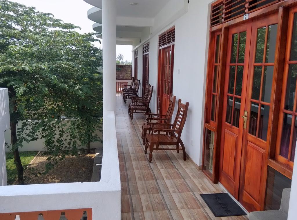 Sounds Of Nature Mini Hotel Mirissa Dış mekan fotoğraf