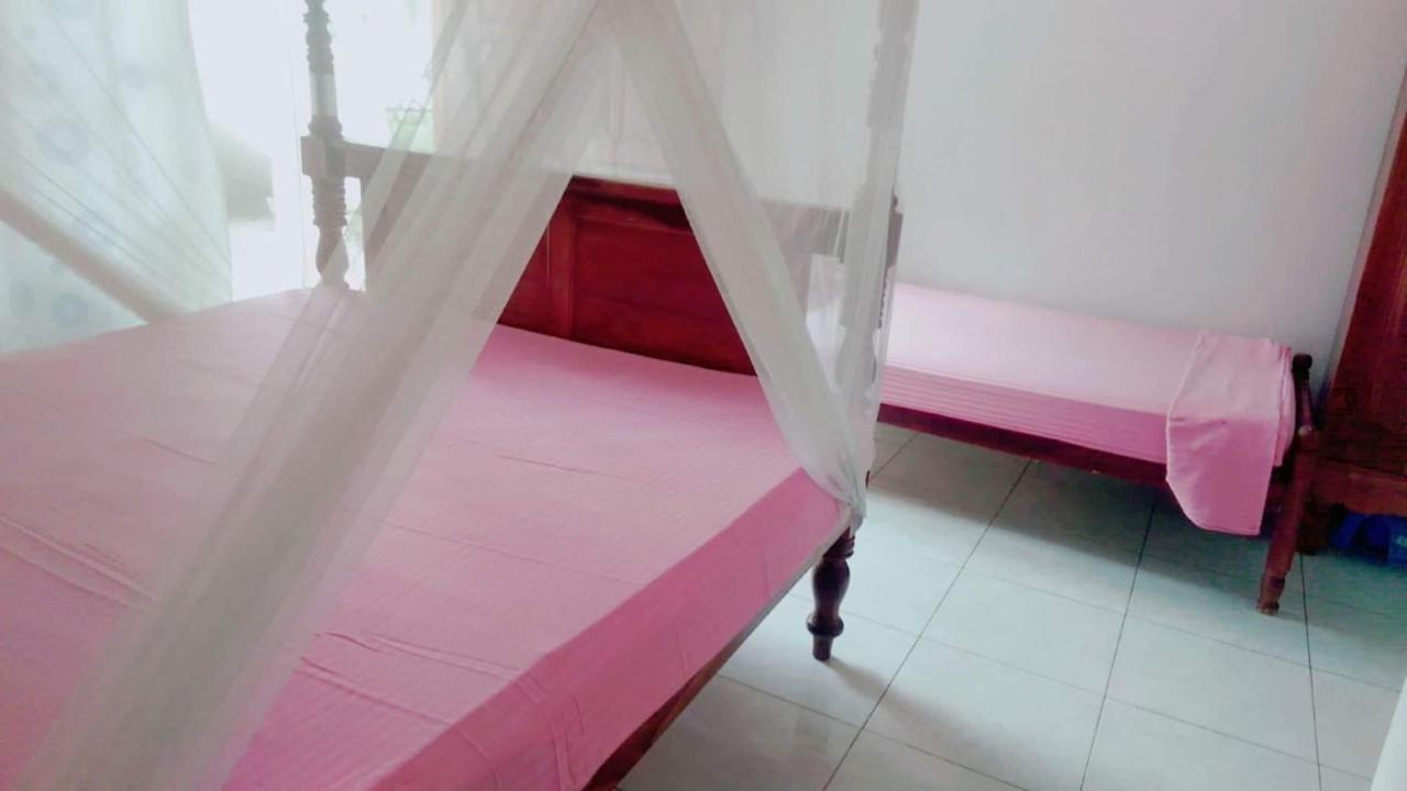 Sounds Of Nature Mini Hotel Mirissa Dış mekan fotoğraf